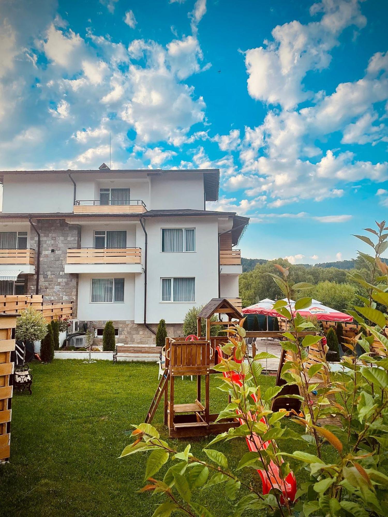 Villa Pino Velingrado Exterior foto